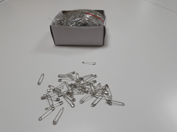 Safety Pins - Image 3