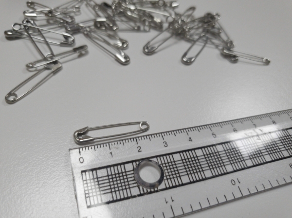 Safety Pins - Image 5